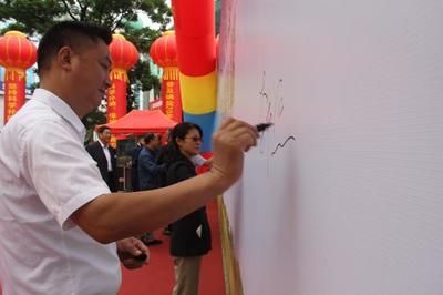 云南举办“防治碘缺乏病日”系列宣传活动