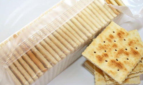 高血压祸根不止是盐,医生 4种食物要少吃,多吃1口,血管堵1分