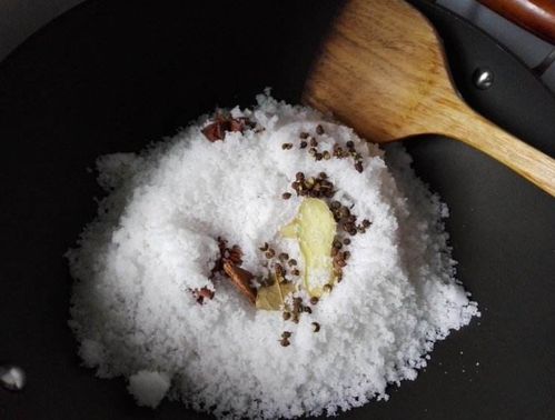 湖南腊肉腌制方法,农村传统配方,简单易学,色泽金黄不油腻