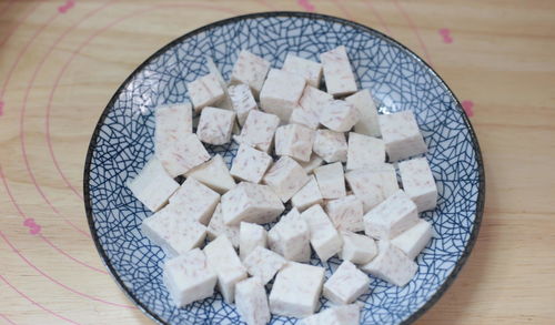 天冷最馋此道菜，蒸一蒸就好，美味营养高，滋补强身，全身热乎乎——腌制盐蒸美味